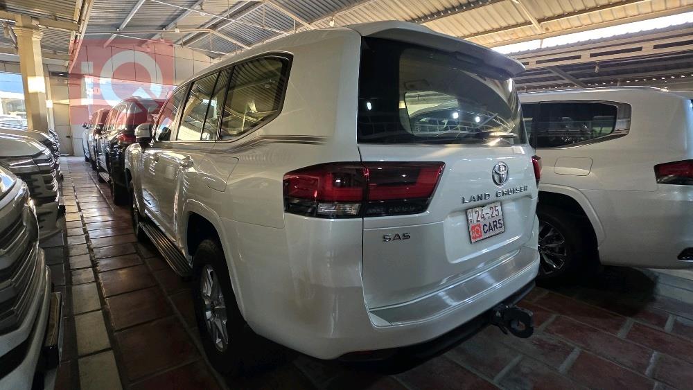 تويوتا لاندكروزر